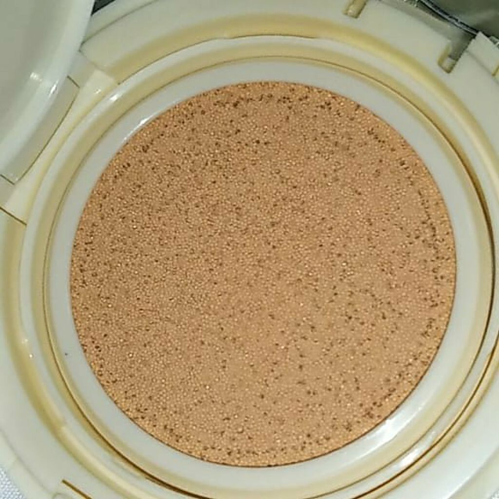 ブライトクッションコンパクトベルベット 21P/Abib /クッションファンデーションを使ったクチコミ（2枚目）