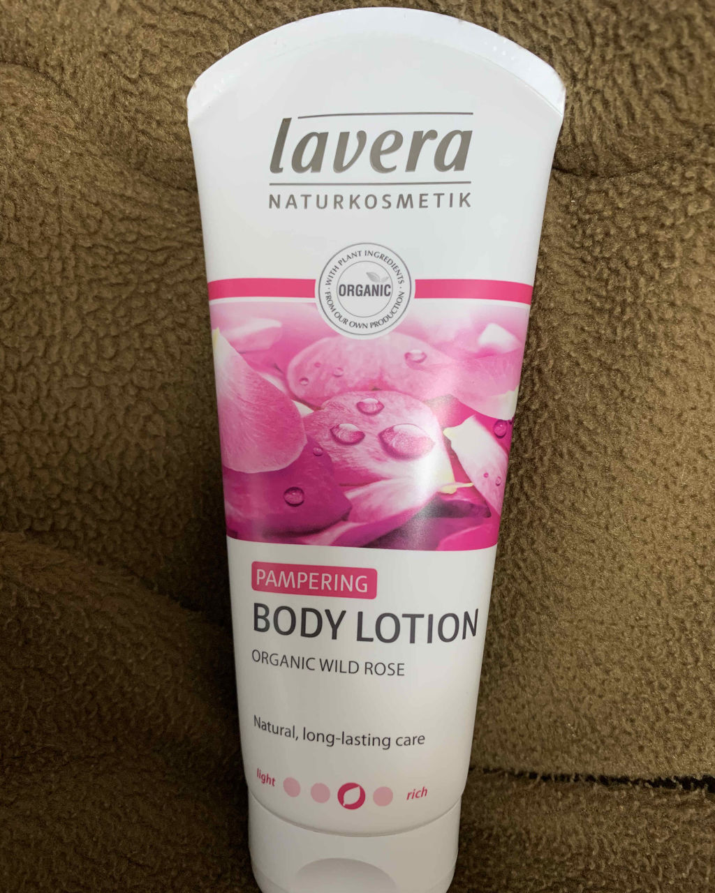 ボディローション ワイルドローズ/ラヴェーラ/ボディローションを使ったクチコミ（1枚目）