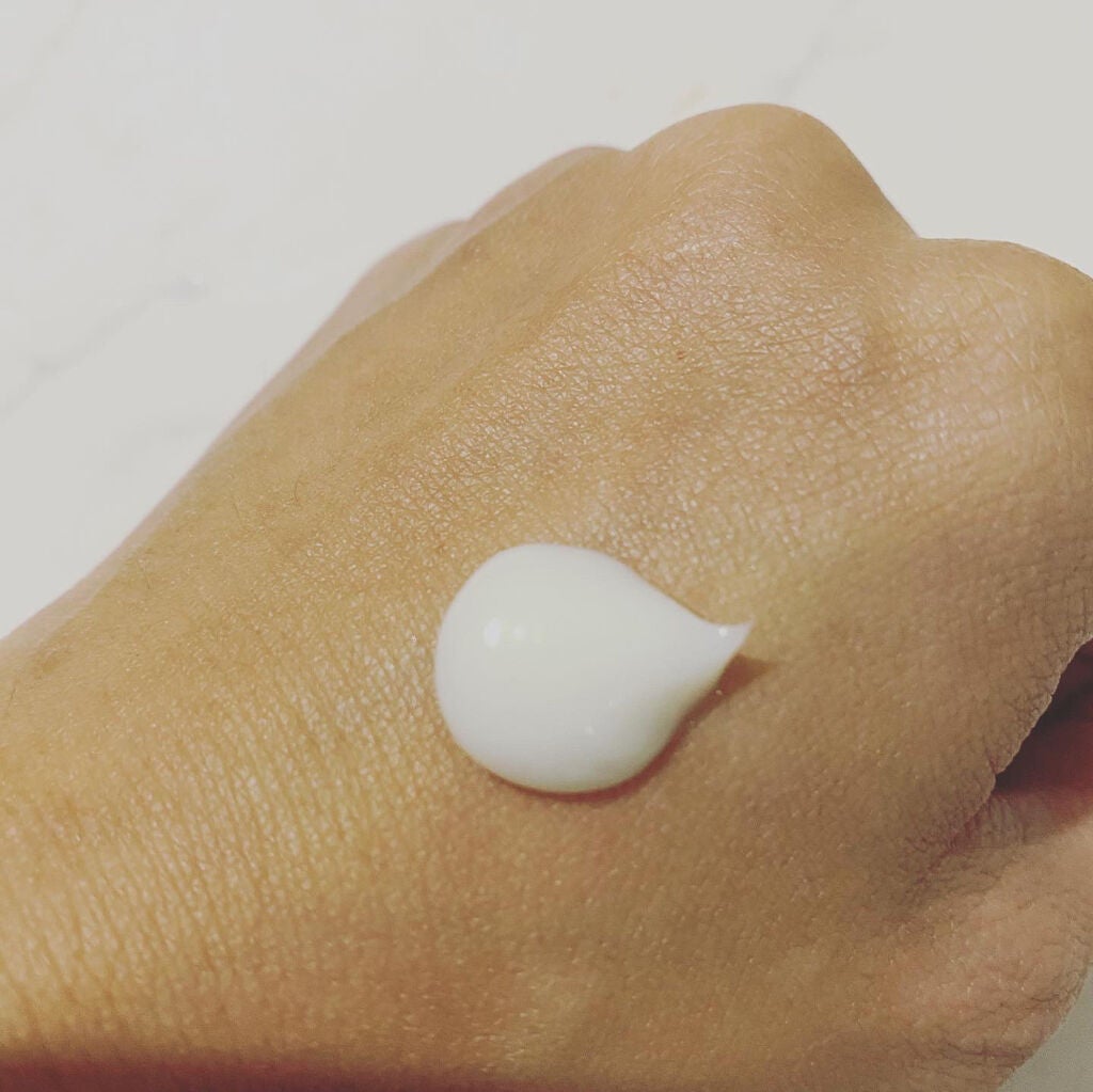 yuki1223 on LIPS 「手肌に潤いを 薬用ハンド・ニークリーム今年はアルコール消毒をす..」(2枚目)