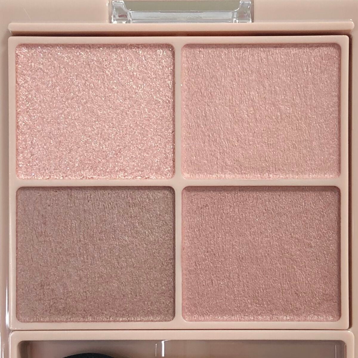 シルキースフレアイズ(マットタイプ)/キャンメイク/アイシャドウパレットを使ったクチコミ(3枚目)