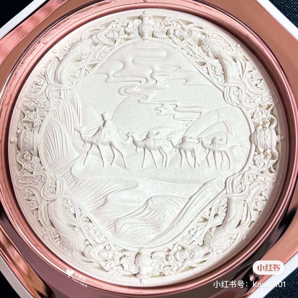 玉女桃花絹糸 プレストフェイスパウダー/花西子/プレストパウダーを使ったクチコミ(3枚目)