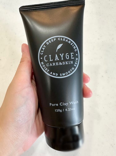 CLAYGE ポアクレイウォッシュのクチコミ「CLAYGE ポアクレイウォッシュ

クレイ×炭配合の吸着泡で
なめらかつるん肌に⭐️

ビタ.....」（1枚目）