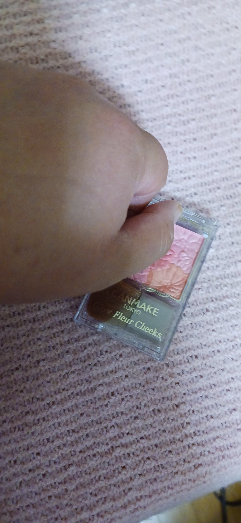 グロウフルールチークス 03 フェアリーオレンジフルール/キャンメイク/パウダーチークを使ったクチコミ（2枚目）