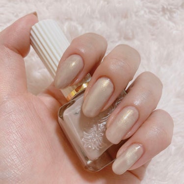 Paul&JOE(ポールアンドジョー)
ネイルカラー
13 すずめの羽

nail S(ネイルエス)
marshmallow taffy
1度塗り



もやもや失敗しましたが
シンプルに重ねるだけでも