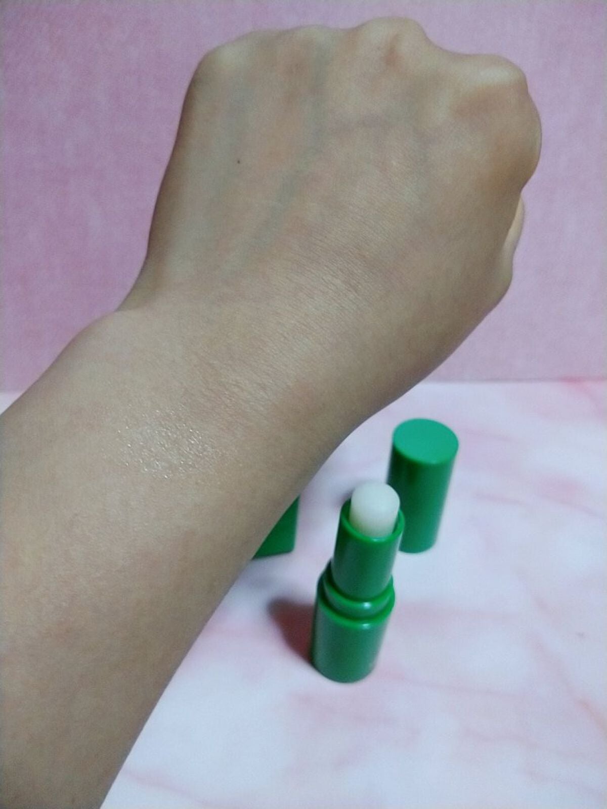 ヴィーガングリーンリップバーム/AMUSE/リップバームを使ったクチコミ(2枚目)