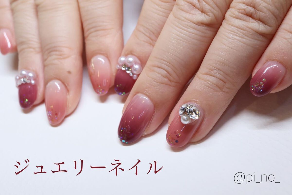 #グラデーションネイル,#ホロネイル,#キラキラネイル,#ジュエリーネイル,#スワロネイルのネイルデザイン
