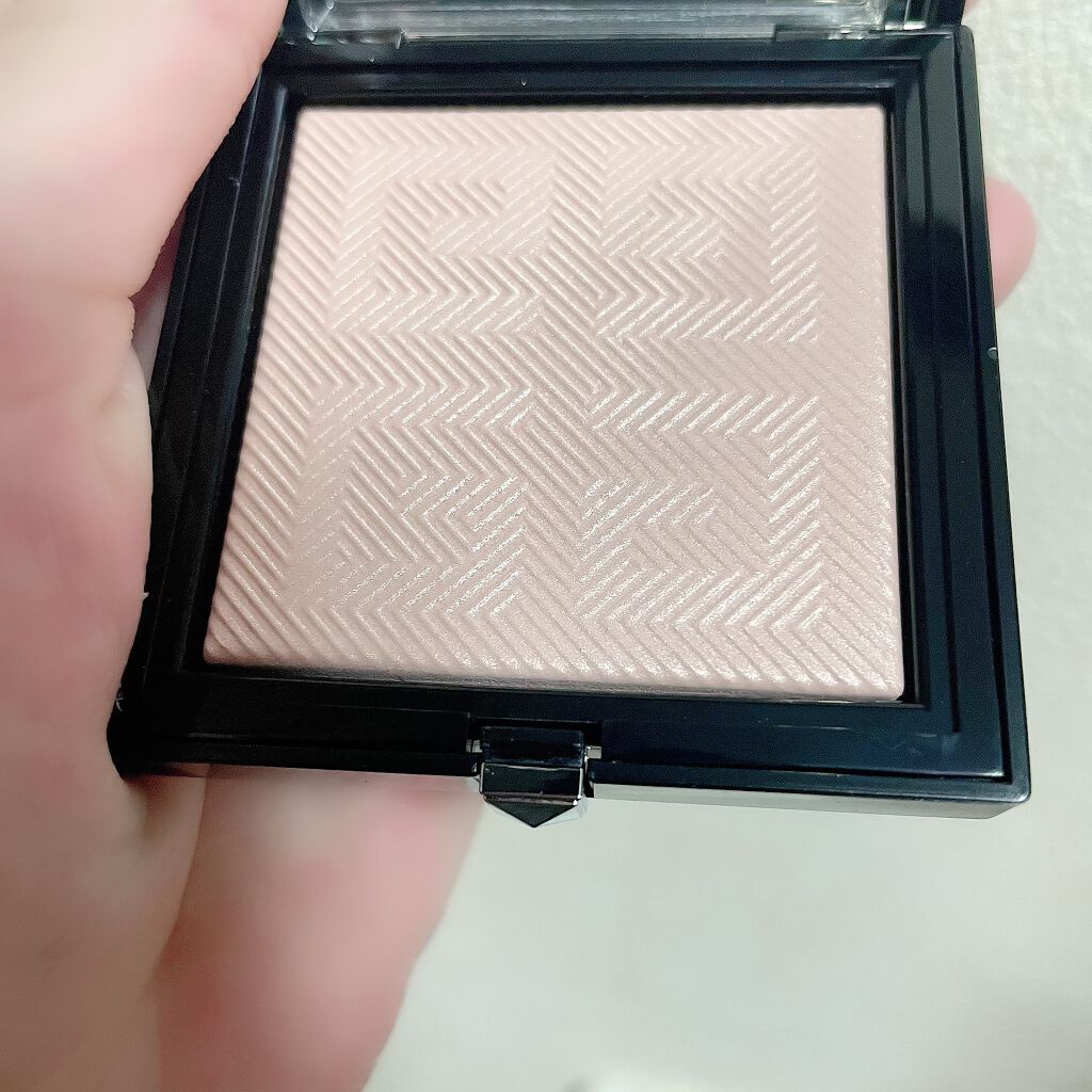 タン・クチュール・シマー・パウダー No.01 シマー・ピンク / GIVENCHY