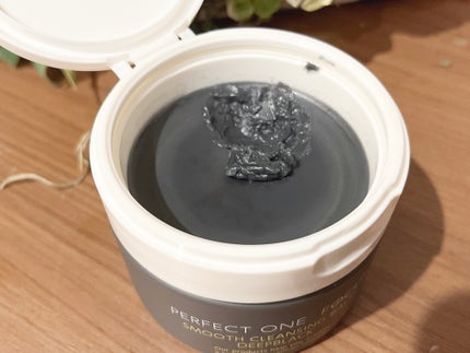パーフェクトワンフォーカス スムースクレンジングバーム ディープブラック/PERFECT ONE FOCUS/クレンジングバームを使ったクチコミ(2枚目)