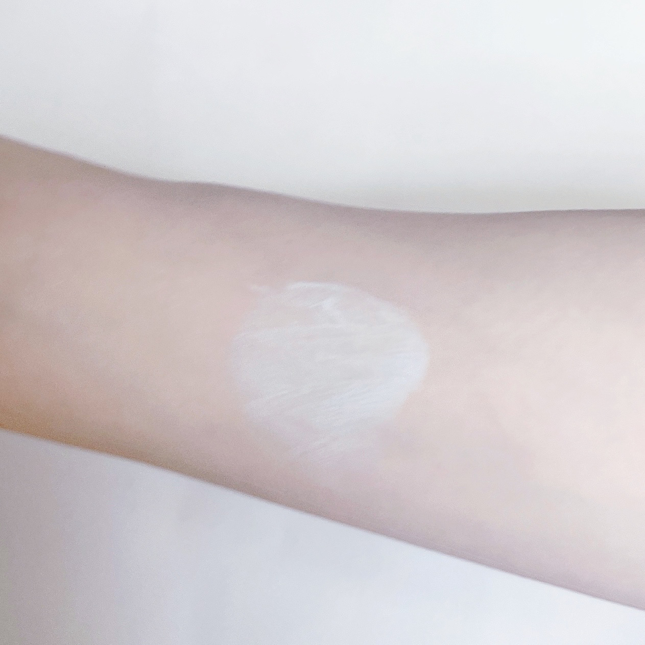 プロテクションエキスパート（トーンアップラスティング）/KATE/化粧下地を使ったクチコミ（2枚目）