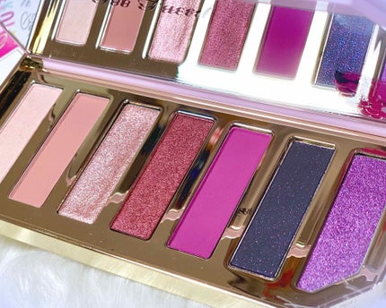 ラズル ダズル ベリー アイシャドウ パレット/Too Faced/アイシャドウパレットを使ったクチコミ(2枚目)