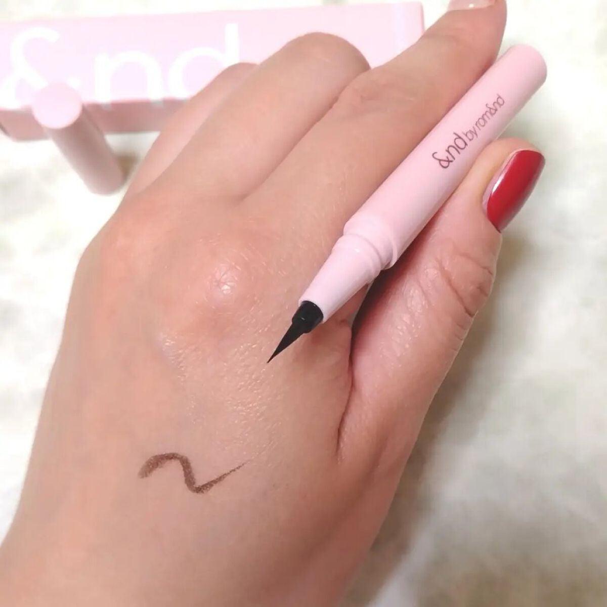 アンドバイロムアンド グラッシーボムティント/&nd by rom&nd/リップティントを使ったクチコミ(5枚目)