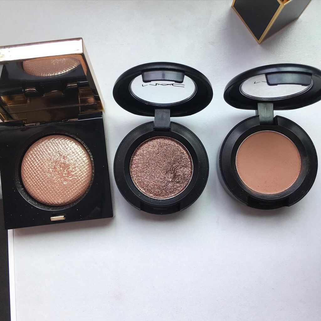 スモール アイシャドウ/M・A・C/単色アイシャドウを使ったクチコミ（2枚目）