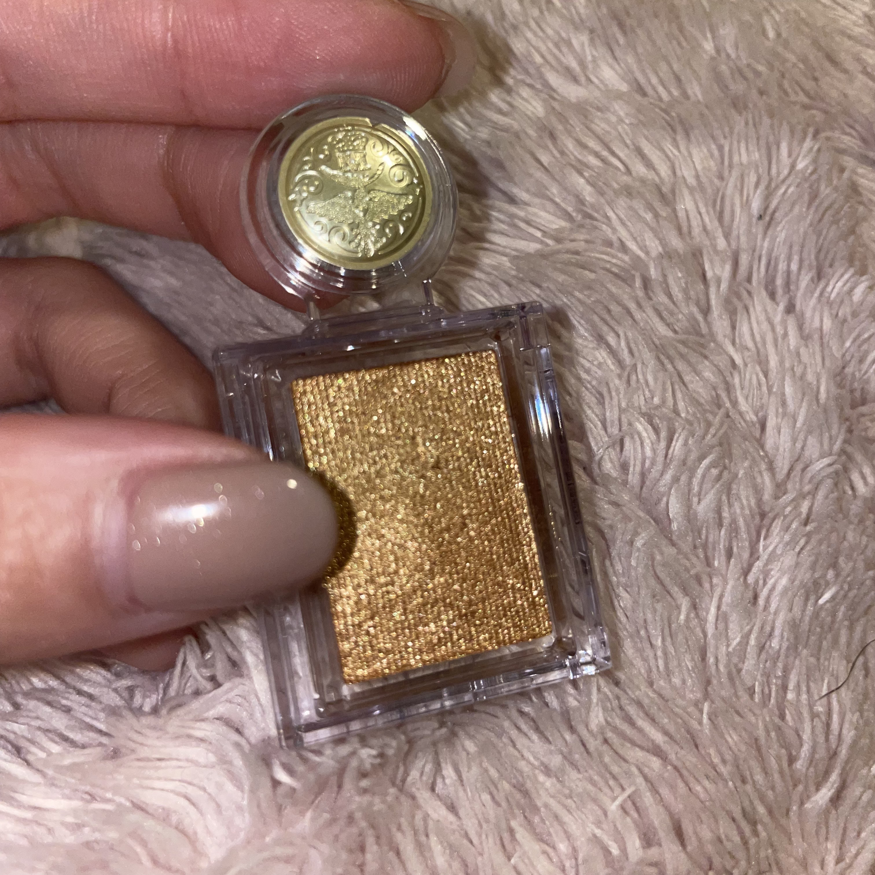 シャドーカスタマイズ BE286 ゴージャス姉妹/MAJOLICA MAJORCA/単色アイシャドウを使ったクチコミ（3枚目）