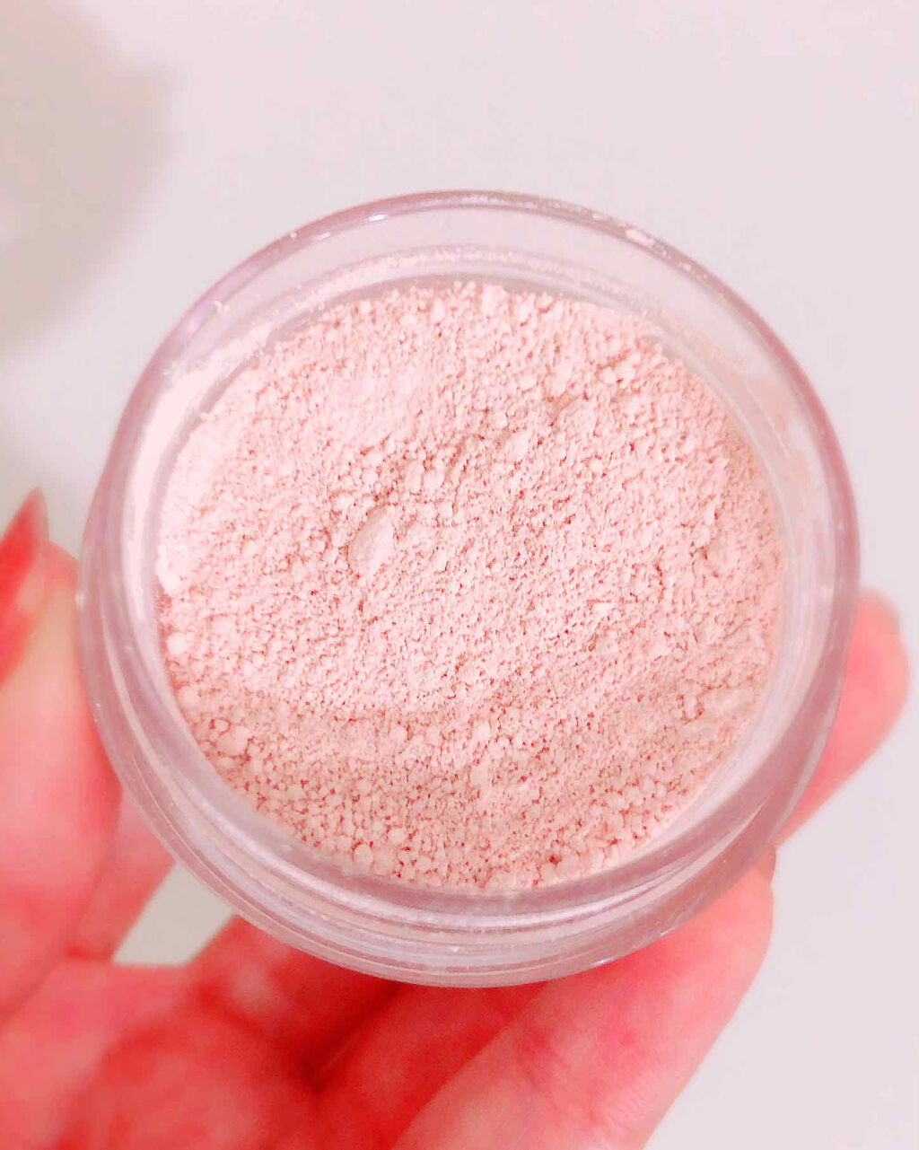 ナチュラルホワイトニング ミネラルパウダーサンスクリーン（ポンポンタイプ）/MiMC/日焼け止めパウダーを使ったクチコミ（3枚目）