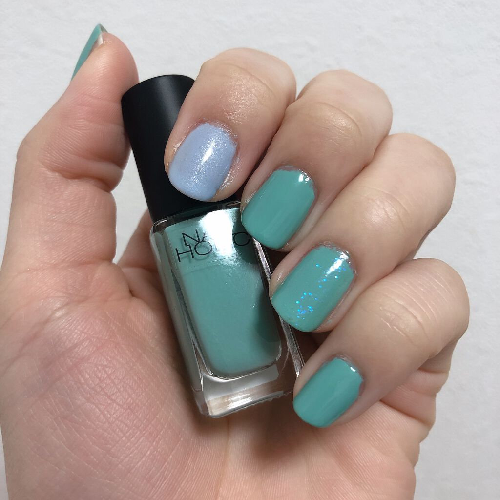 ネイルホリック リミテッドカラー Sea Shell SP073/ネイルホリック/マニキュアを使ったクチコミ（2枚目）