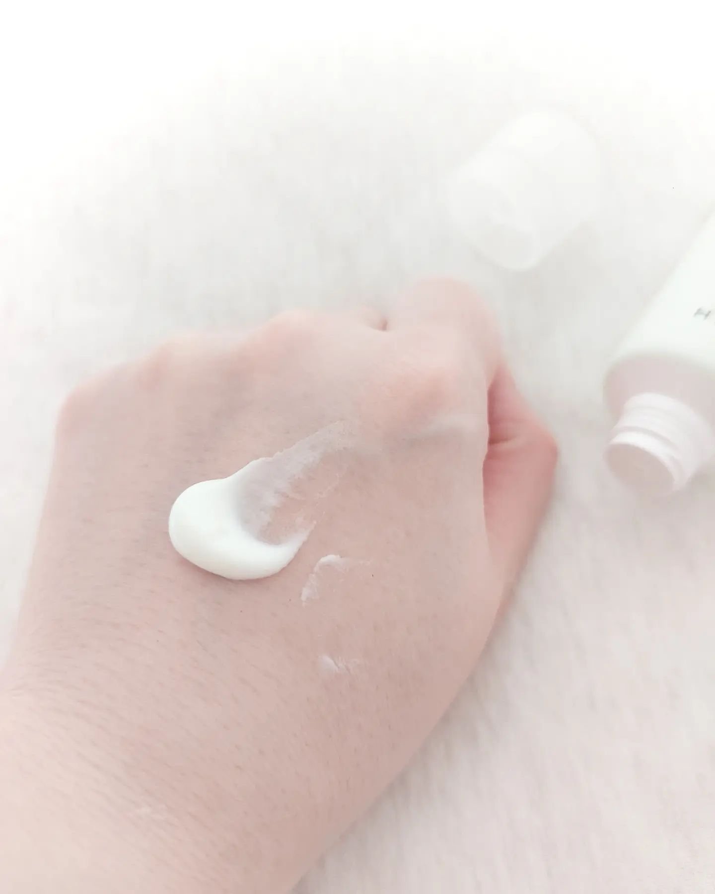 リリーフサンモイスチャライザー/HYGGEE/化粧下地を使ったクチコミ（3枚目）