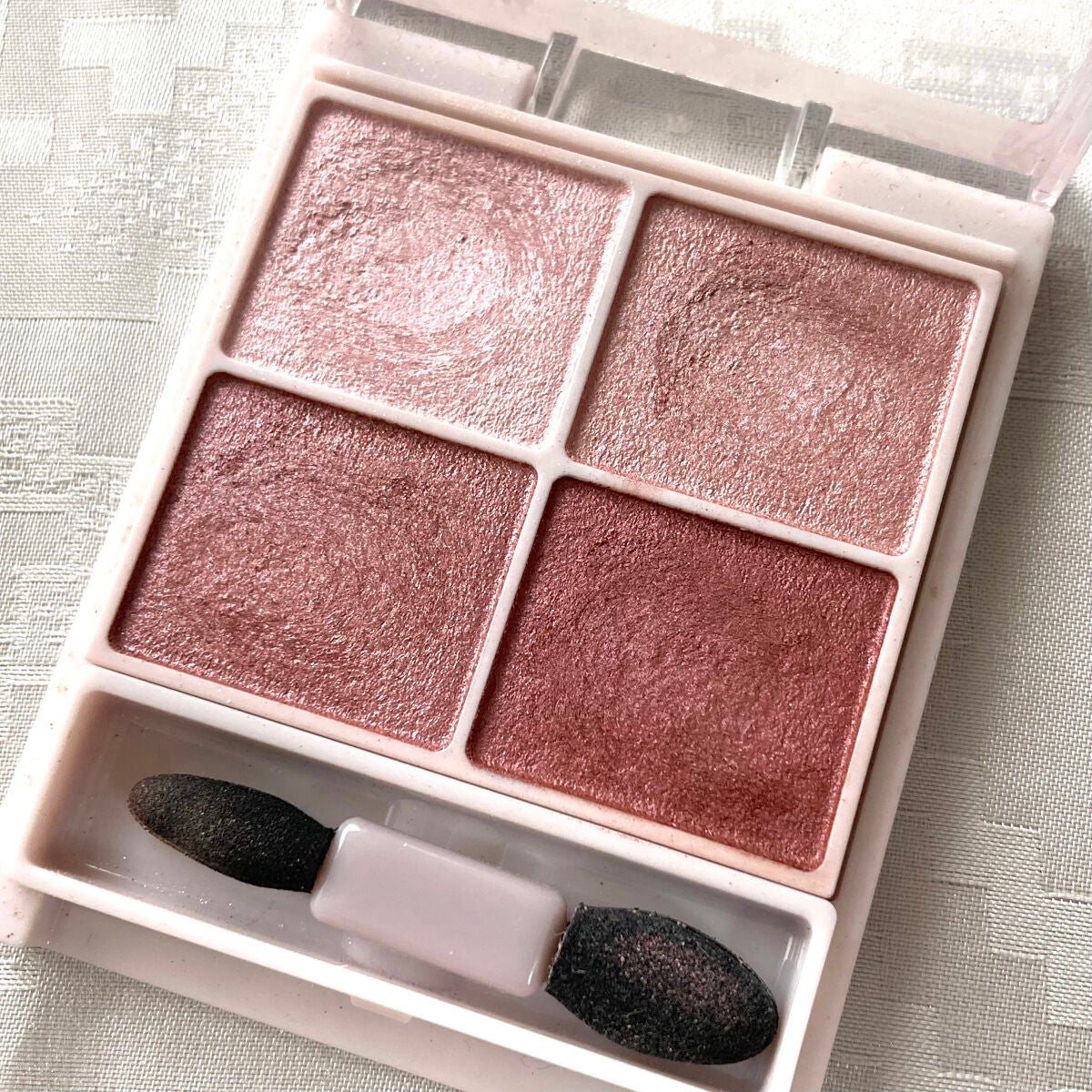 シルキースフレアイズ/キャンメイク/アイシャドウパレットを使ったクチコミ(2枚目)