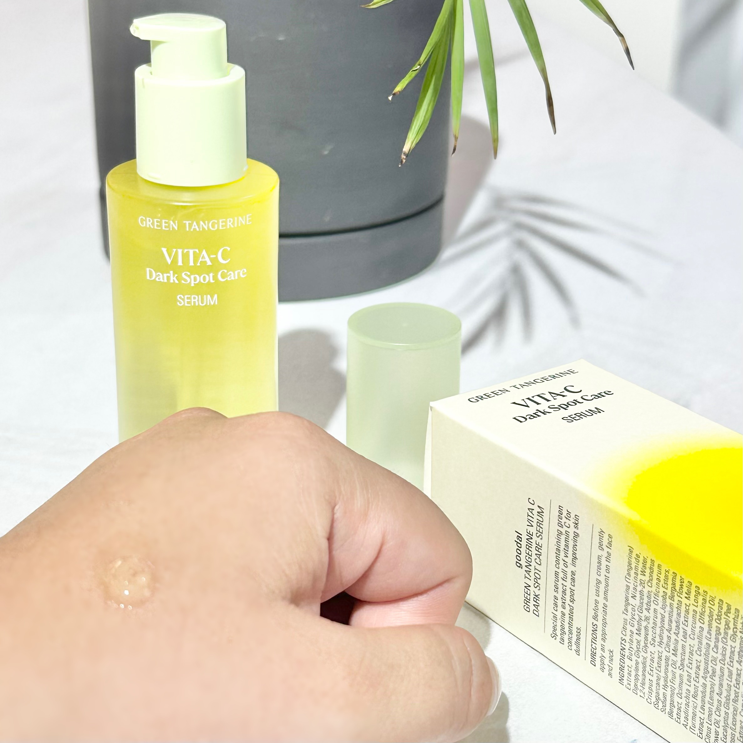 グリーンタンジェリン ビタC ダークスポットケアセラム/goodal/美容液を使ったクチコミ（2枚目）