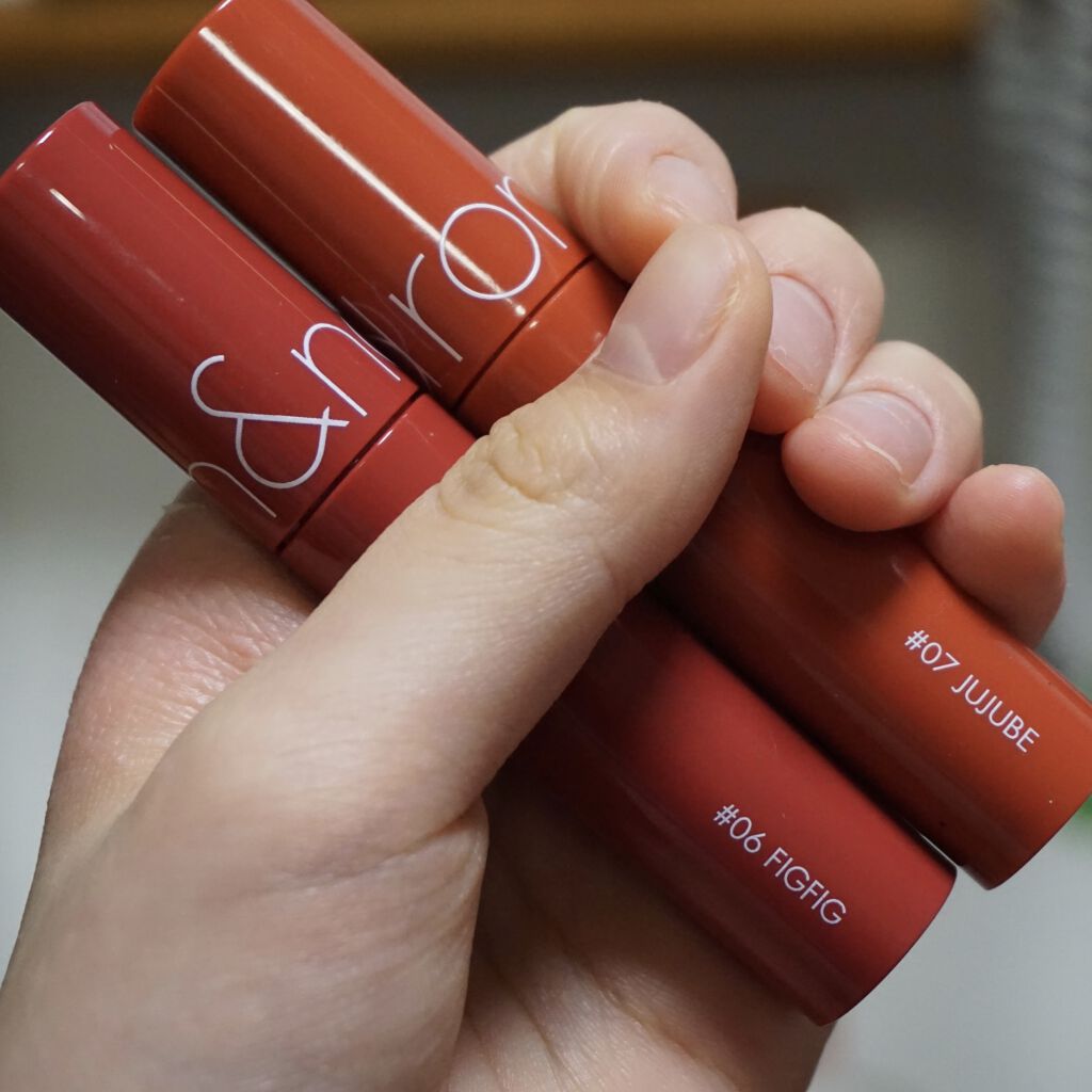 ジューシーラスティングティント/rom&nd/リップティントを使ったクチコミ(4枚目)