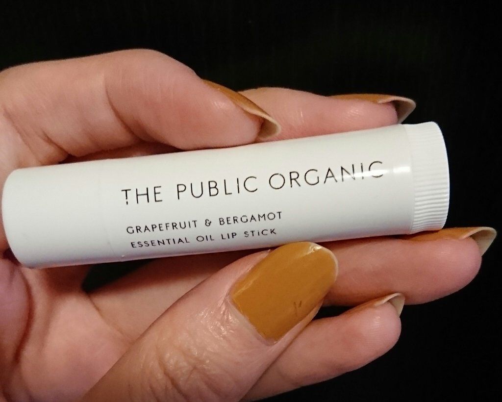 オーガニック認証 精油リップスティック スーパーポジティブ ライズ/THE PUBLIC ORGANIC/リップクリームを使ったクチコミ(1枚目)