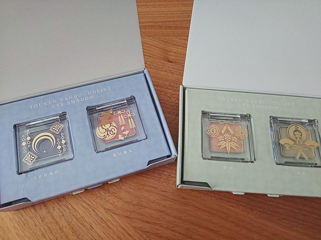 izumi。 on LIPS 「オタコスメ。刀剣乱舞アイシャドウDセット、FセットGETできま..」(2枚目)