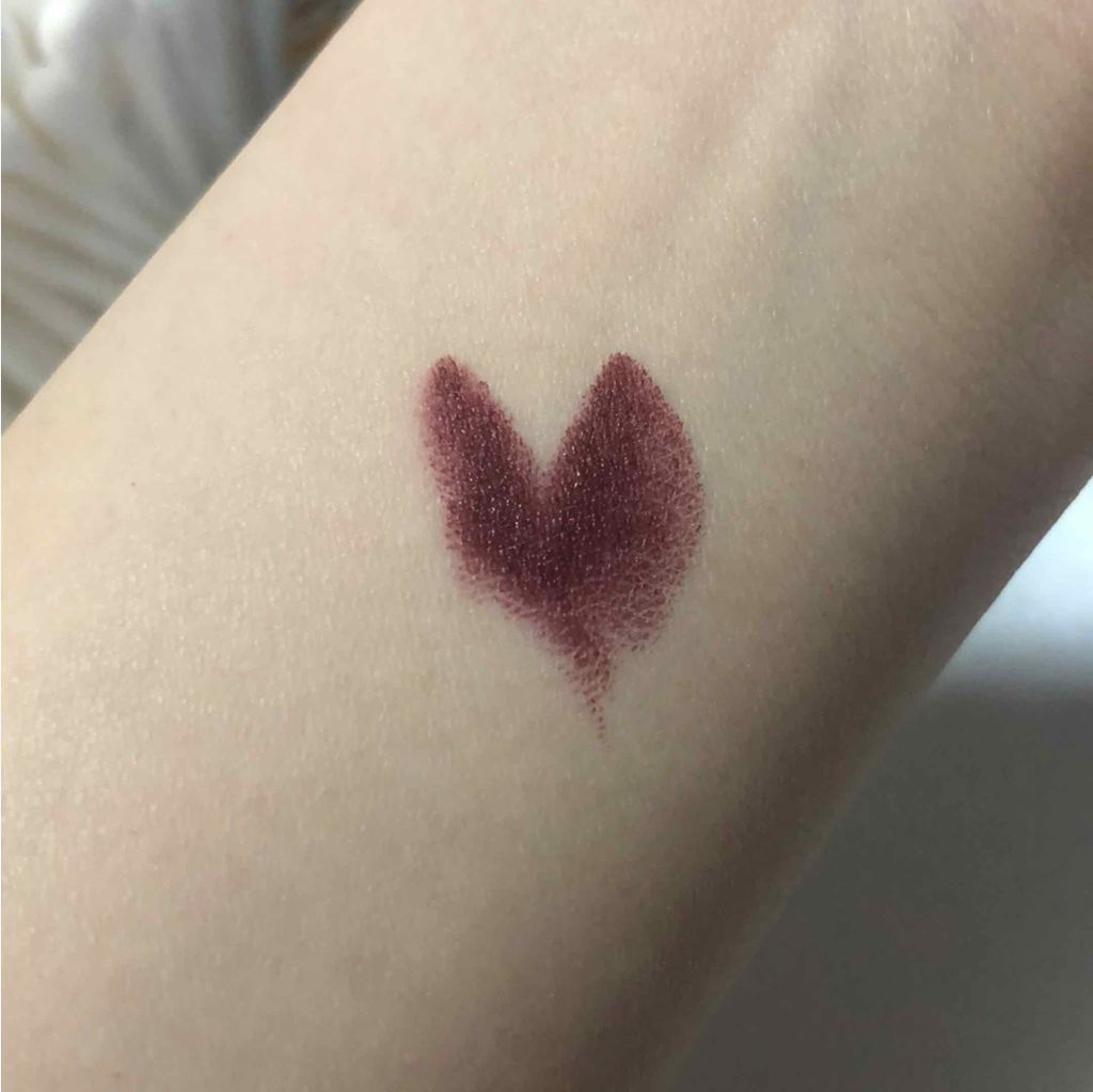 オーデイシャスリップスティック/NARS/口紅を使ったクチコミ(2枚目)