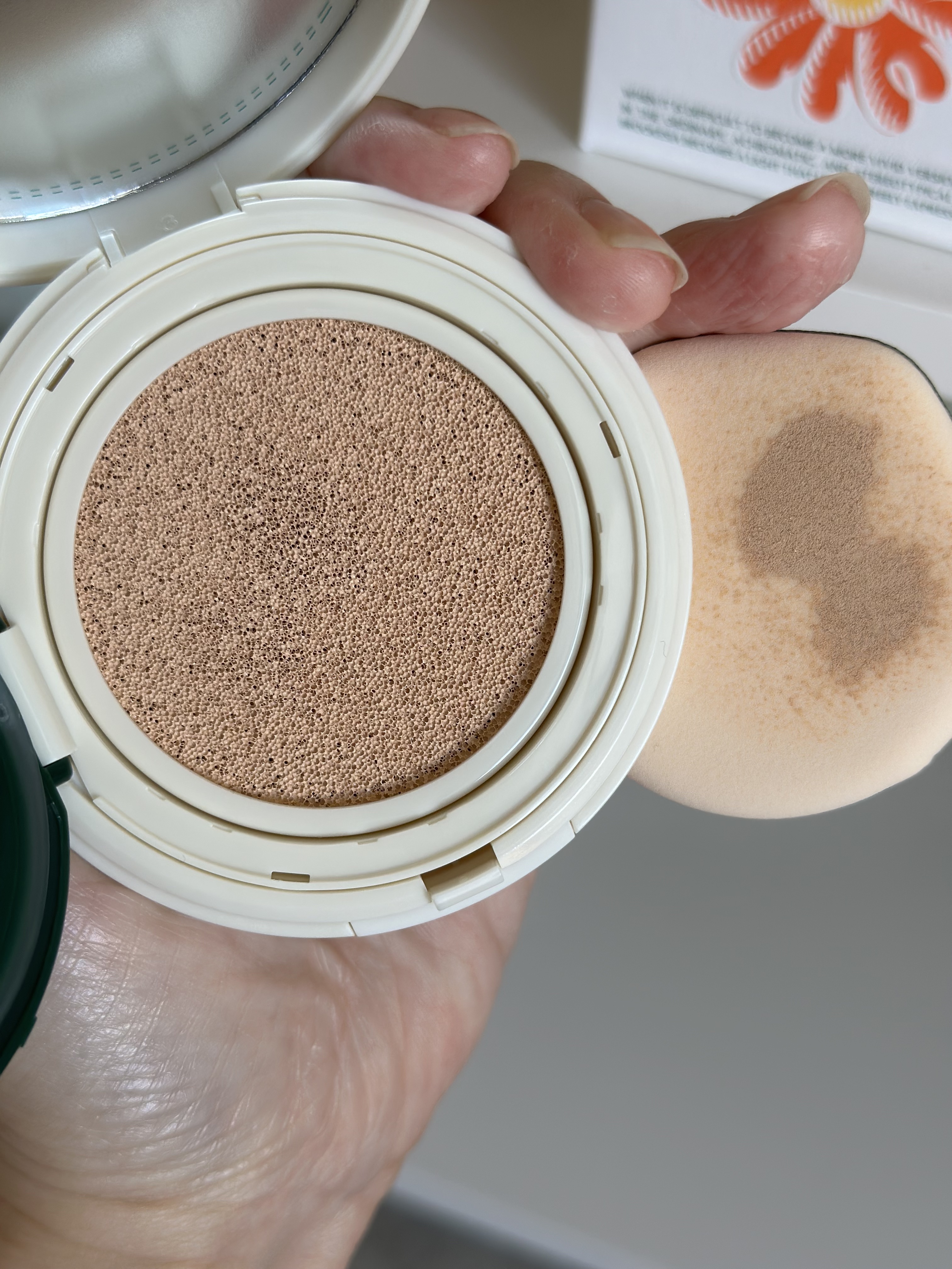 スキンエンハンサー コンパクトクッション（グロー) #2 ソフトロジー/BROOKESIA/クッションファンデーションを使ったクチコミ（2枚目）