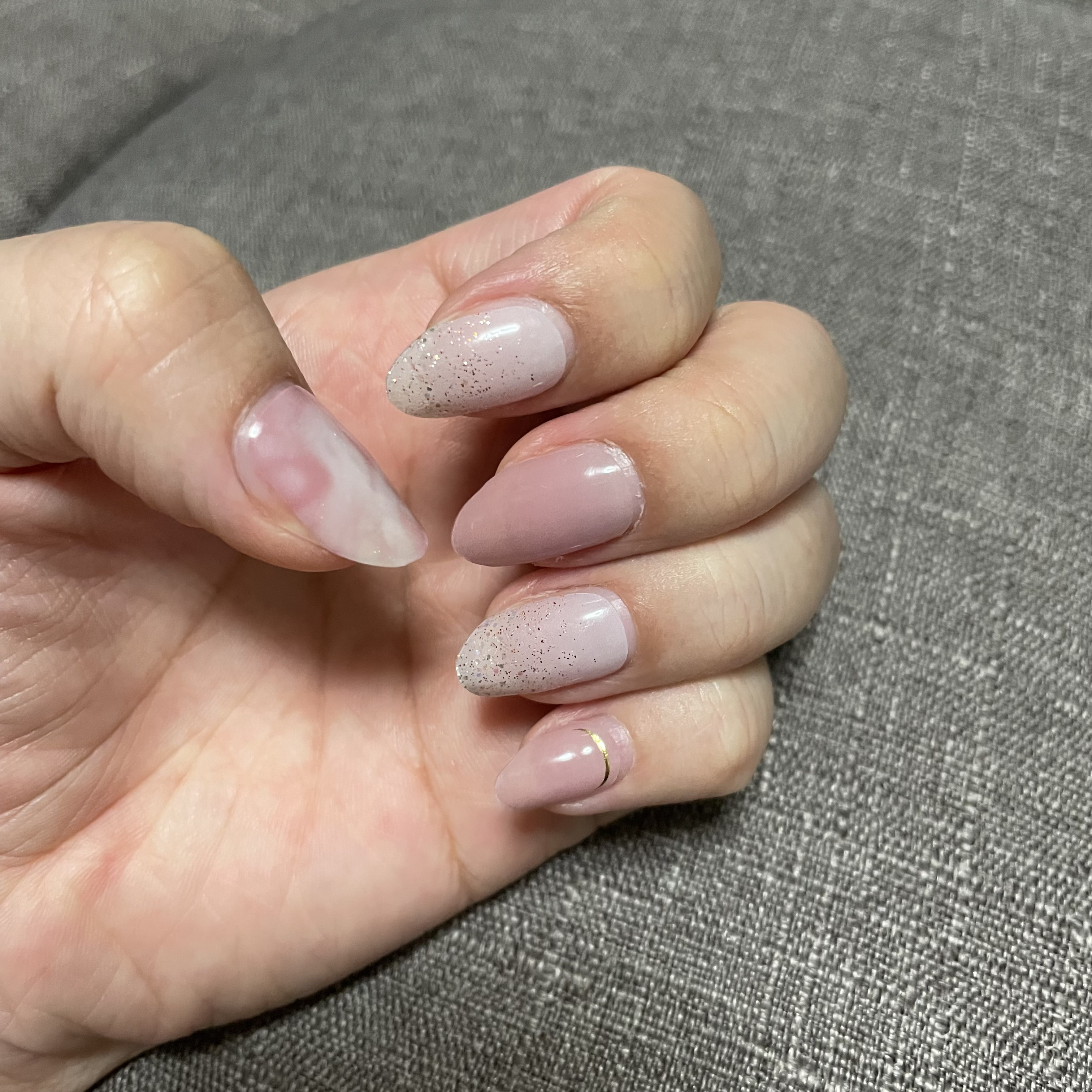 GLAZE グレーズ 半硬化タイプジェルネイルシール/DASHINGDIVA MAGICPRESS/ネイルシールを使ったクチコミ（2枚目）