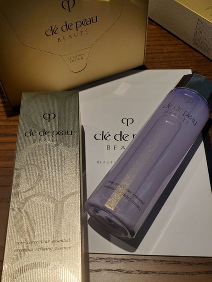 コレクチュールエサンシエルn/クレ・ド・ポー ボーテ/美容液を使ったクチコミ(1枚目)