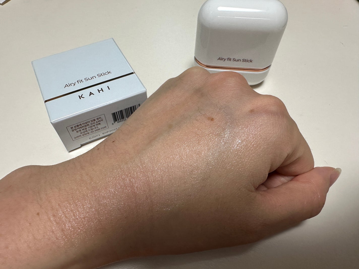 エアリーフィットサンスティック/KAHI/日焼け止めスティックを使ったクチコミ(3枚目)