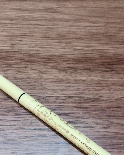 リアルラスティングアイライナー24hWP/K-パレット/リキッドアイライナーを使ったクチコミ(1枚目)