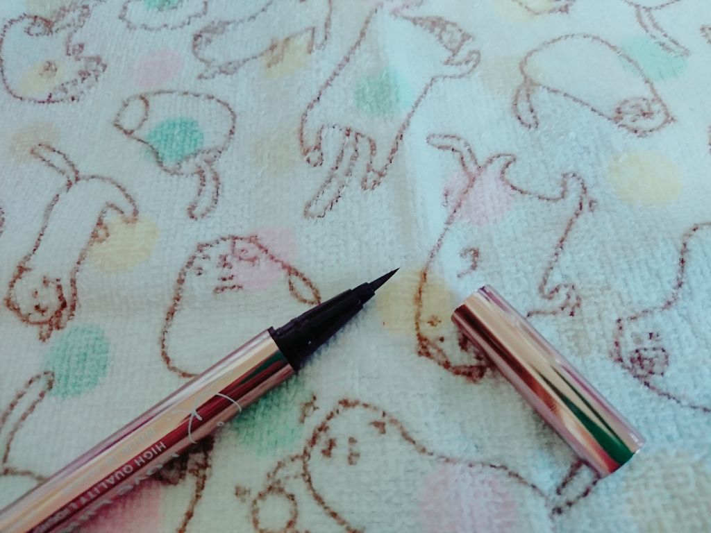 ラブライナー カラーコレクション/ラブ・ライナー/リキッドアイライナーを使ったクチコミ（2枚目）