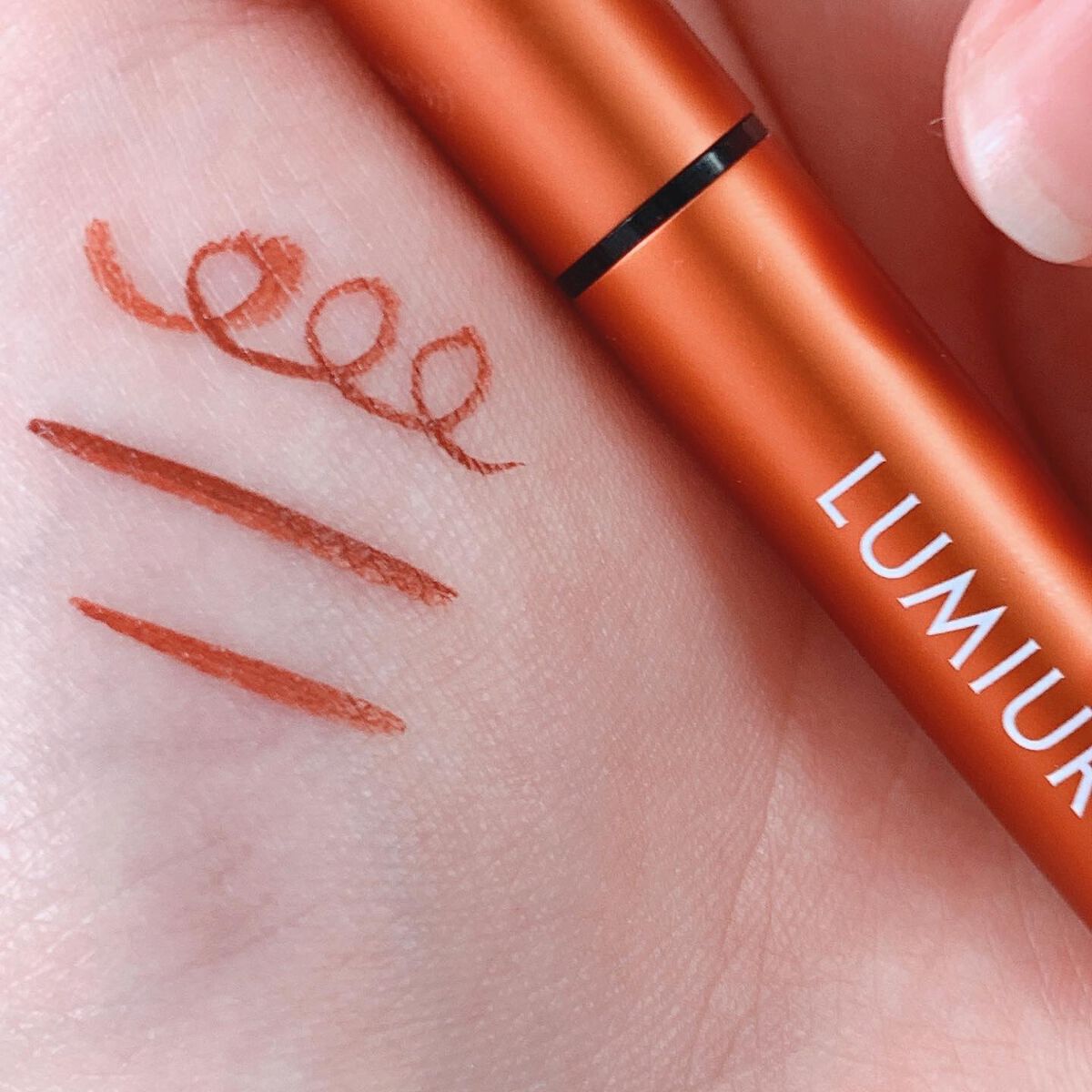 スキルレスライナー/LUMIURGLAS/リキッドアイライナーを使ったクチコミ（3枚目）