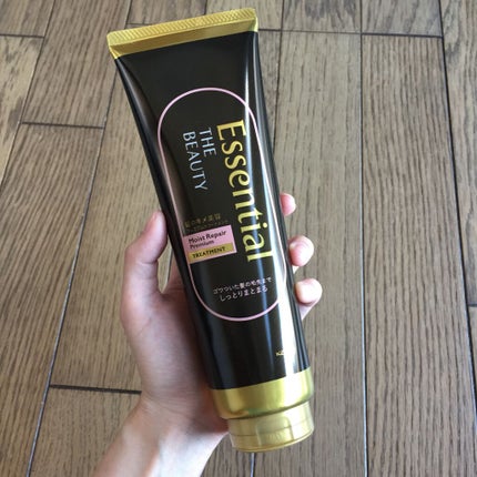 THE BEAUTY 髪のキメ美容プレミアムトリートメント<モイストリペアプレミアム>/エッセンシャル/洗い流すヘアトリートメントを使ったクチコミ(2枚目)