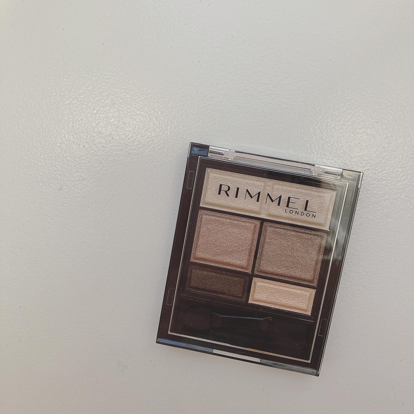 ワンダー スウィート アイシャドウ/リンメル ロンドン/アイシャドウパレットを使ったクチコミ（1枚目）