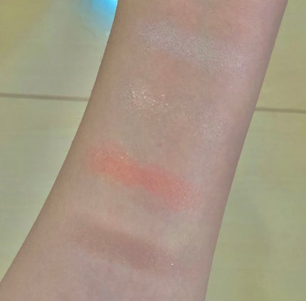 リアルクローズシャドウ/excel/アイシャドウパレットを使ったクチコミ(2枚目)