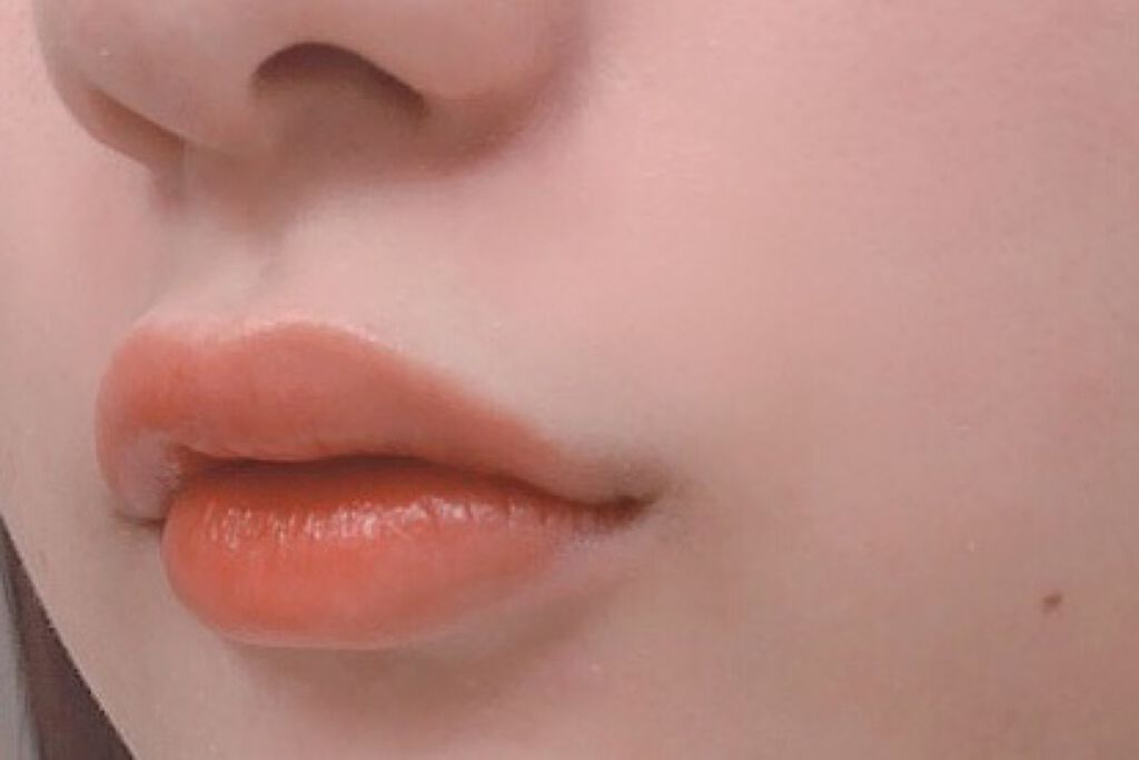 ジューシーラスティングティント/rom&nd/リップティントを使ったクチコミ（3枚目）