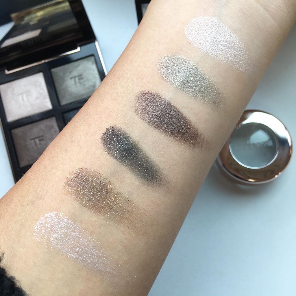 ハードワイヤードアイシャドー 5341/NARS/単色アイシャドウを使ったクチコミ（3枚目）