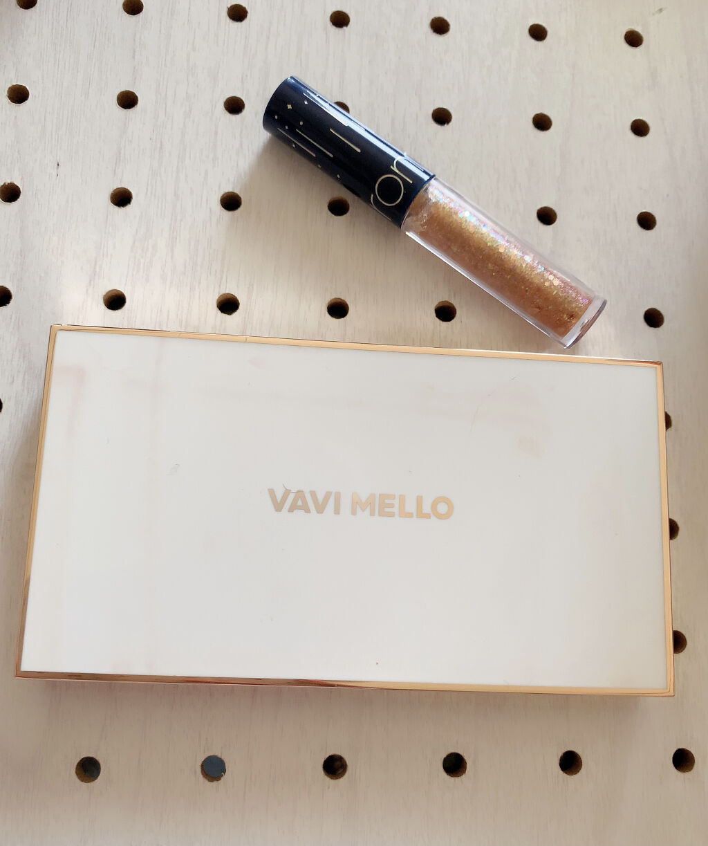 バレンタインボックス/VAVI MELLO/アイシャドウパレットを使ったクチコミ（2枚目）
