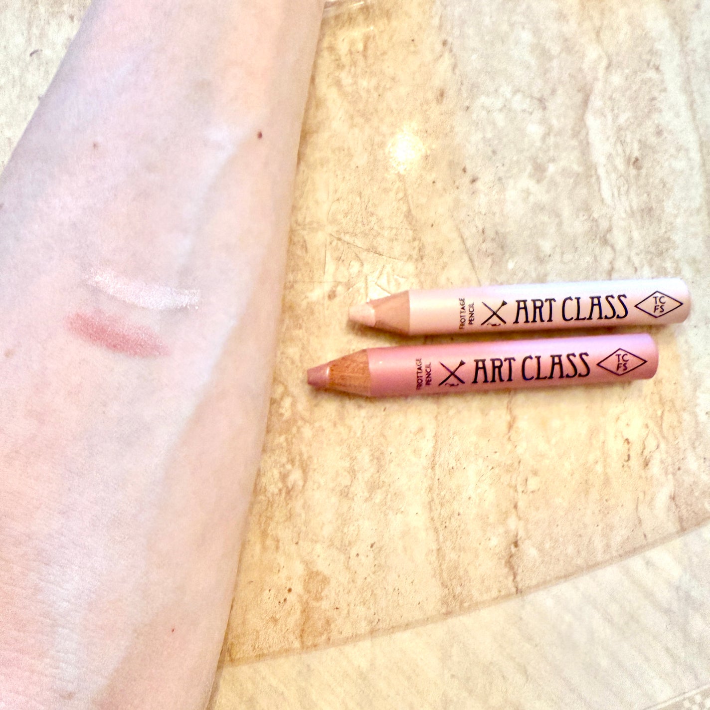 アートクラス フロッタージュペンシル/too cool for school/スティックアイシャドウを使ったクチコミ(2枚目)