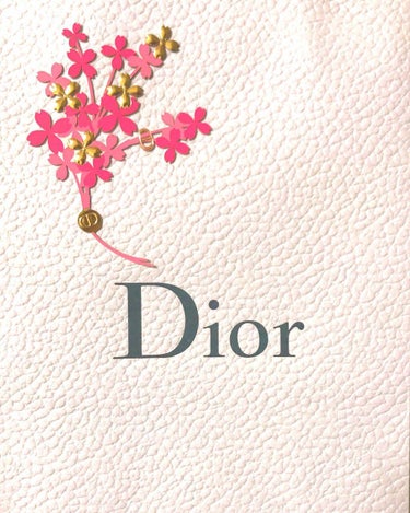 ホワイトデーにいただきました(*´罒`*)♡

センスは義妹ですが、
お義父さんからホワイトデーにいただいちゃいました( *ˊᵕˋ)

Dior
アディクトリップグロウ
007

特有のバニラミントの香