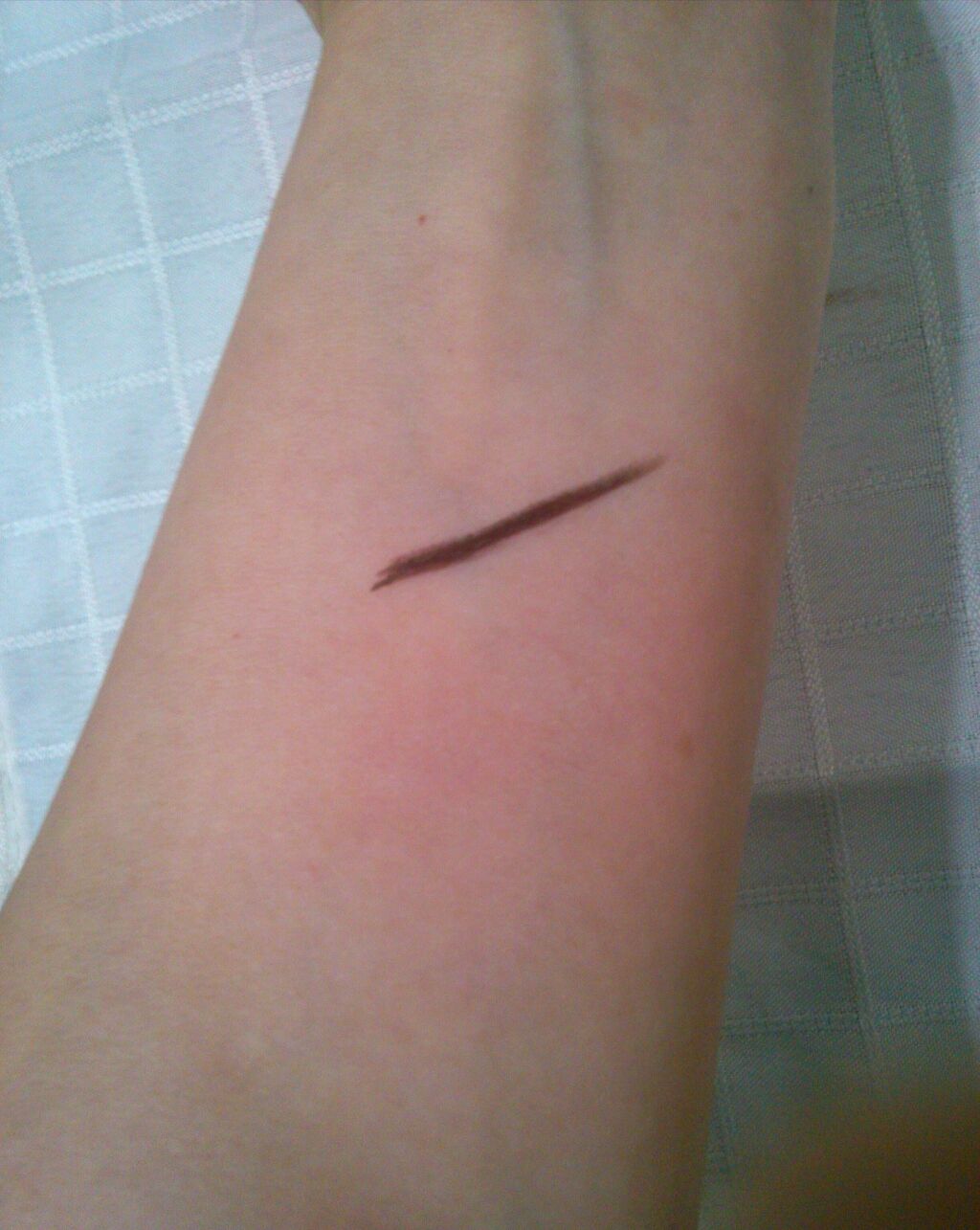 スナイプジェルライナー/インテグレート/ジェルアイライナーを使ったクチコミ(4枚目)