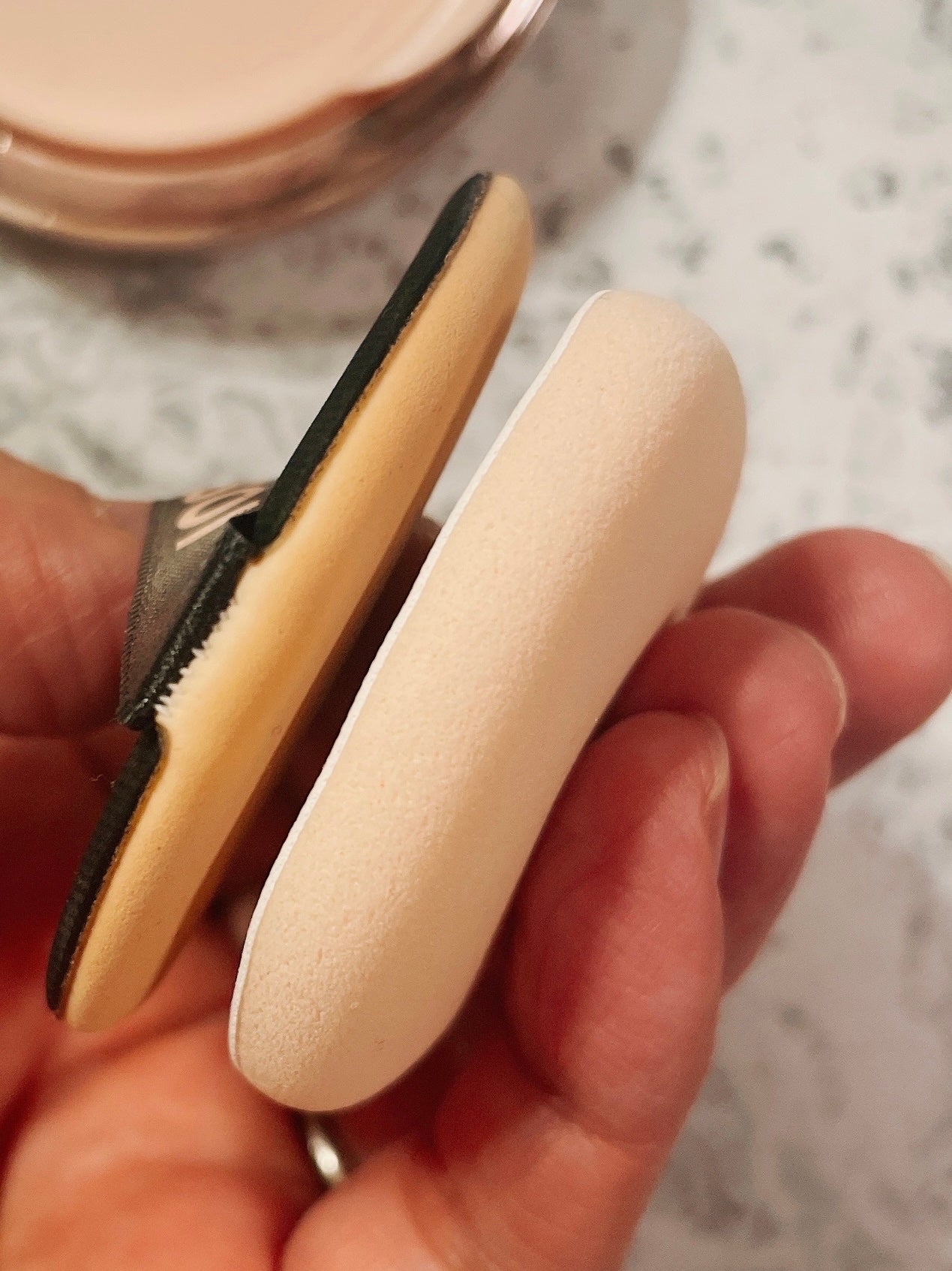 ファンデーションが染みこみにくいパフ(クッションファンデ用)/貝印/パフ・スポンジを使ったクチコミ(4枚目)