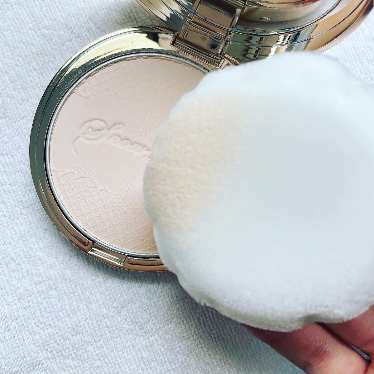 ブライトニング スキンケアパウダー 2022/スノービューティー/プレストパウダーを使ったクチコミ(8枚目)