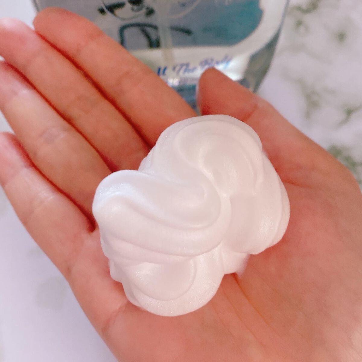 ザ ボディ 泡タイプ ピュアリーサボンの香り 本体 540ml/ビオレu/ボディソープを使ったクチコミ（2枚目）