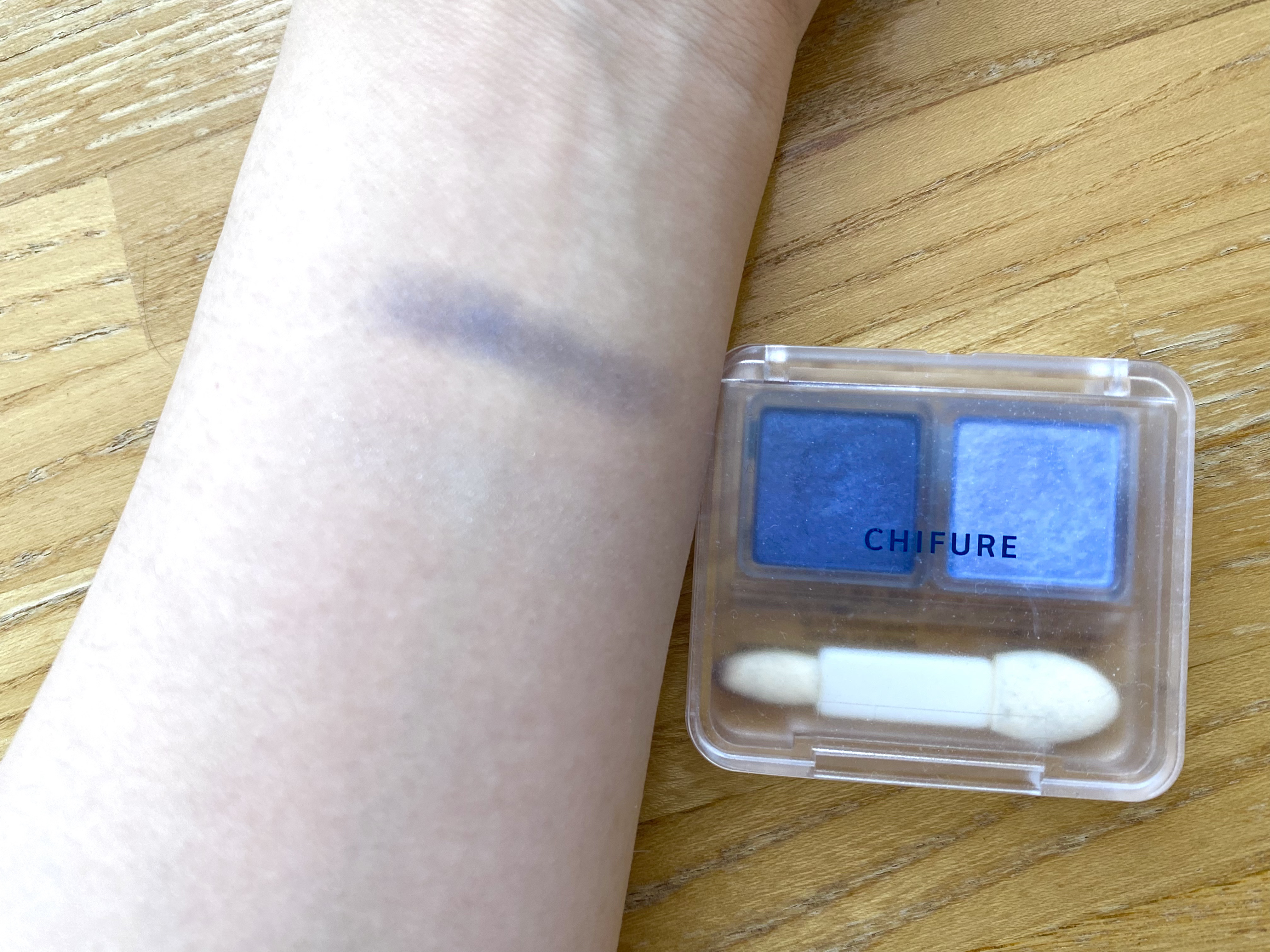 ツイン カラー アイシャドウ/ちふれ/アイシャドウパレットを使ったクチコミ（3枚目）