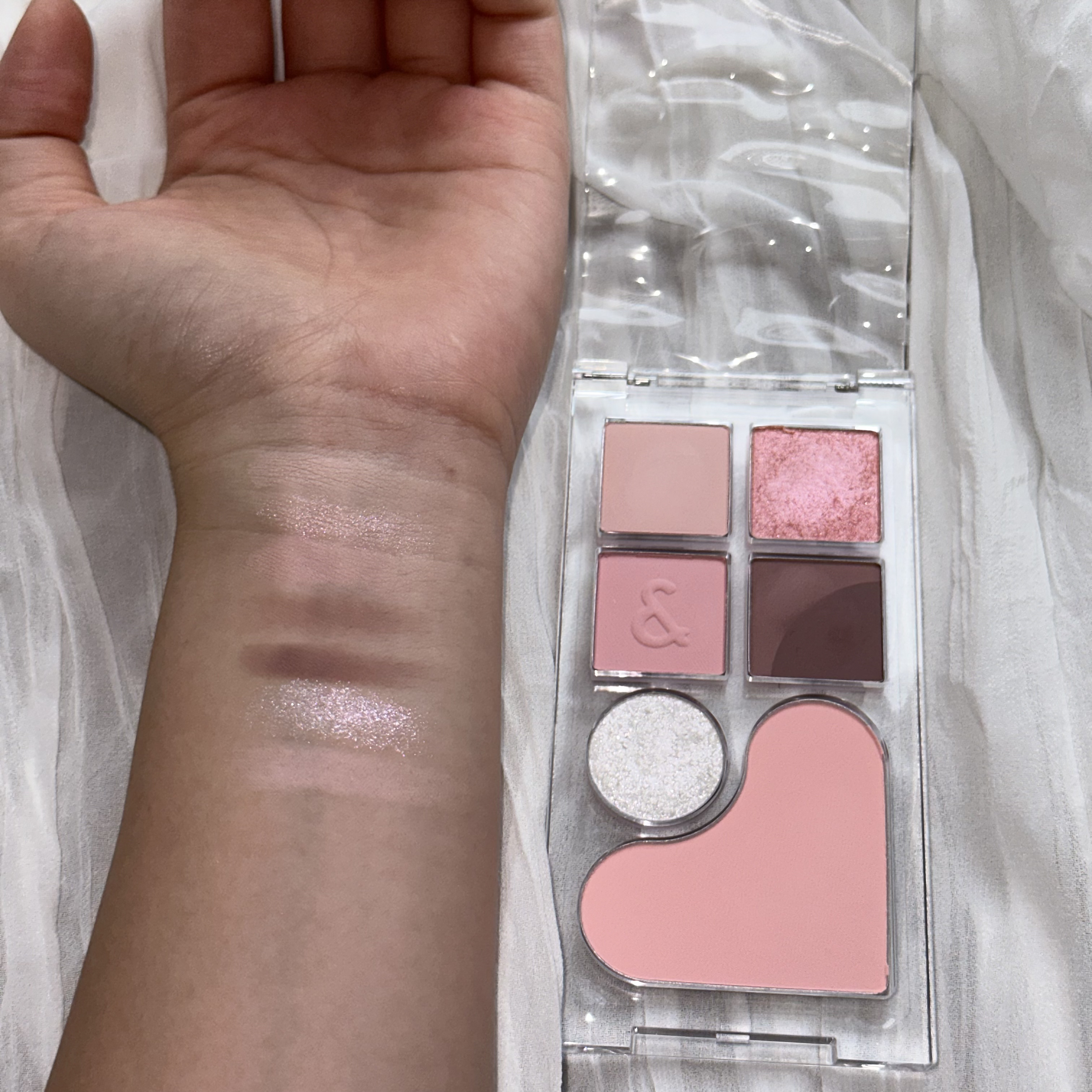 ベアレイヤーパレット/rom&nd/アイシャドウパレットを使ったクチコミ（2枚目）