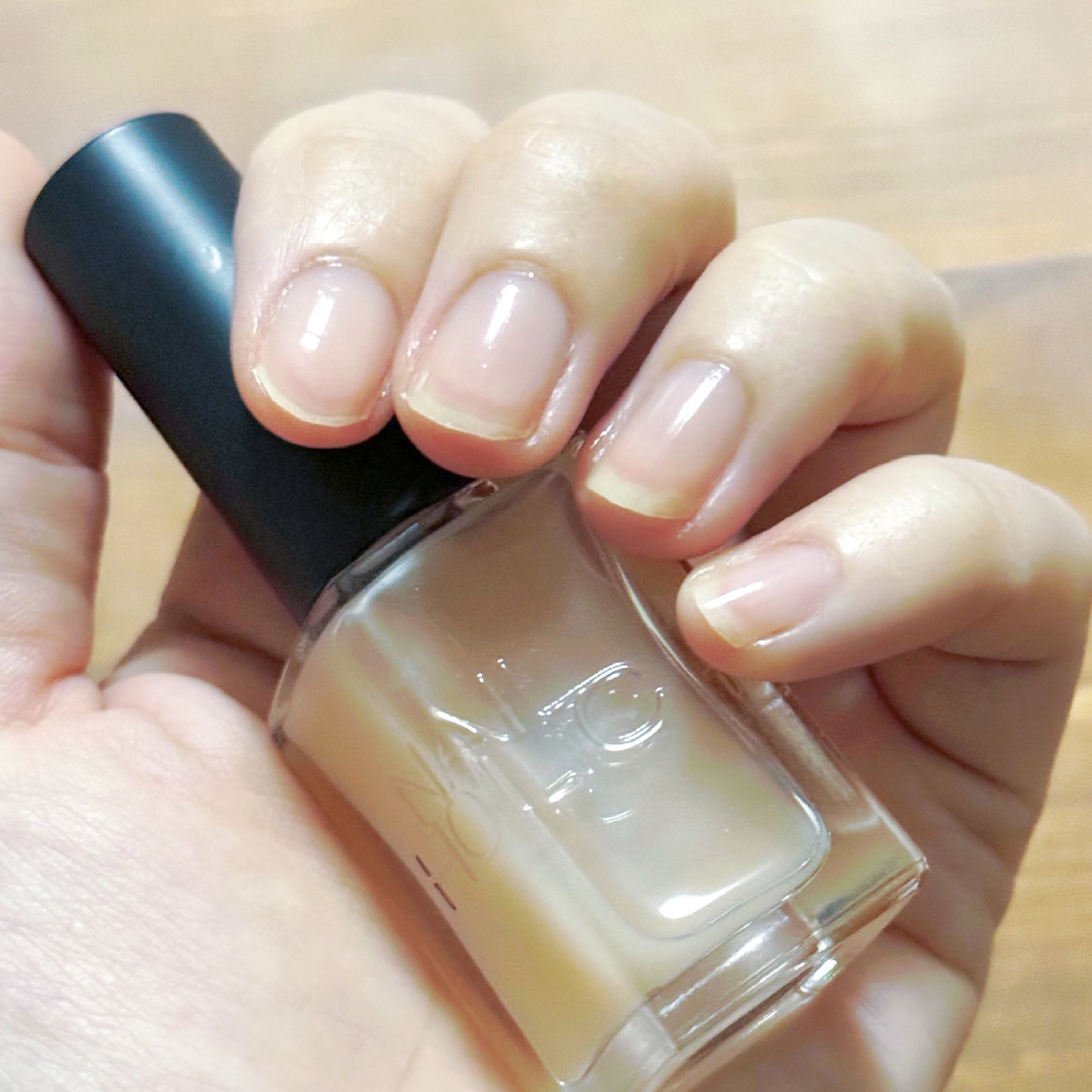 ネイルホリック 24_7 ベースコート/ネイルホリック/ネイルベースコートを使ったクチコミ(2枚目)