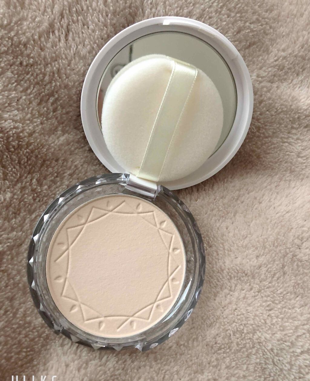 UVクリアフェイスパウダー/CEZANNE/プレストパウダーを使ったクチコミ(1枚目)