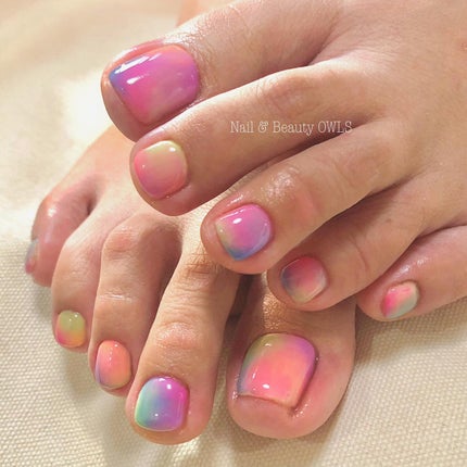 #ニュアンスネイル,#カラフルネイル,#ワンカラーネイル,#フレンチネイル,#個性的ネイル,#個性派ネイル,#シンプルネイル,#ネオンネイルのネイルデザイン